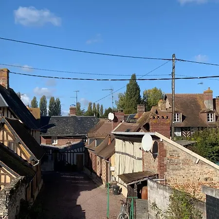 Holiday home Le Passiflore Beuvron-en-Auge